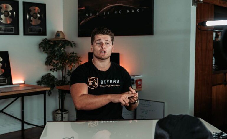 Justin Woll, The Creator of BeyondSixFigures, is Changing the Way Many People Get and Seek Advice in the E-commerce World. Find Out More Below.