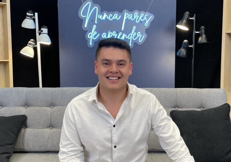 Meet Juan Tamayo: the young educator who wants to train 100,000 entrepreneurs.