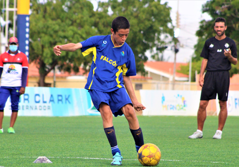 Douglas Madera Buscarini Shapes Aspiring Soccer Players to Pros